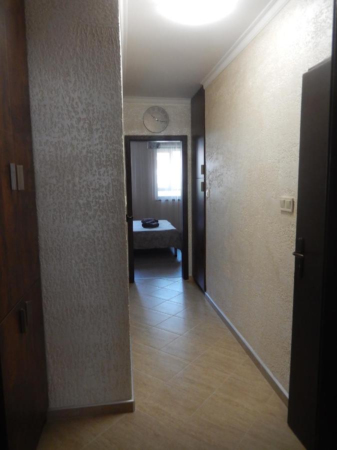 Lera Apartment Burgas Bagian luar foto