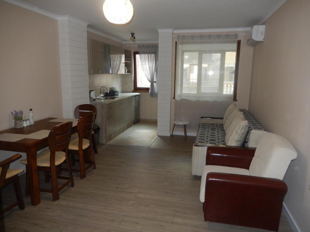 Lera Apartment Burgas Bagian luar foto
